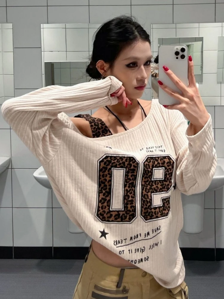 Camiseta Feminina Y2K com Esta - Shirts avaliação e preço